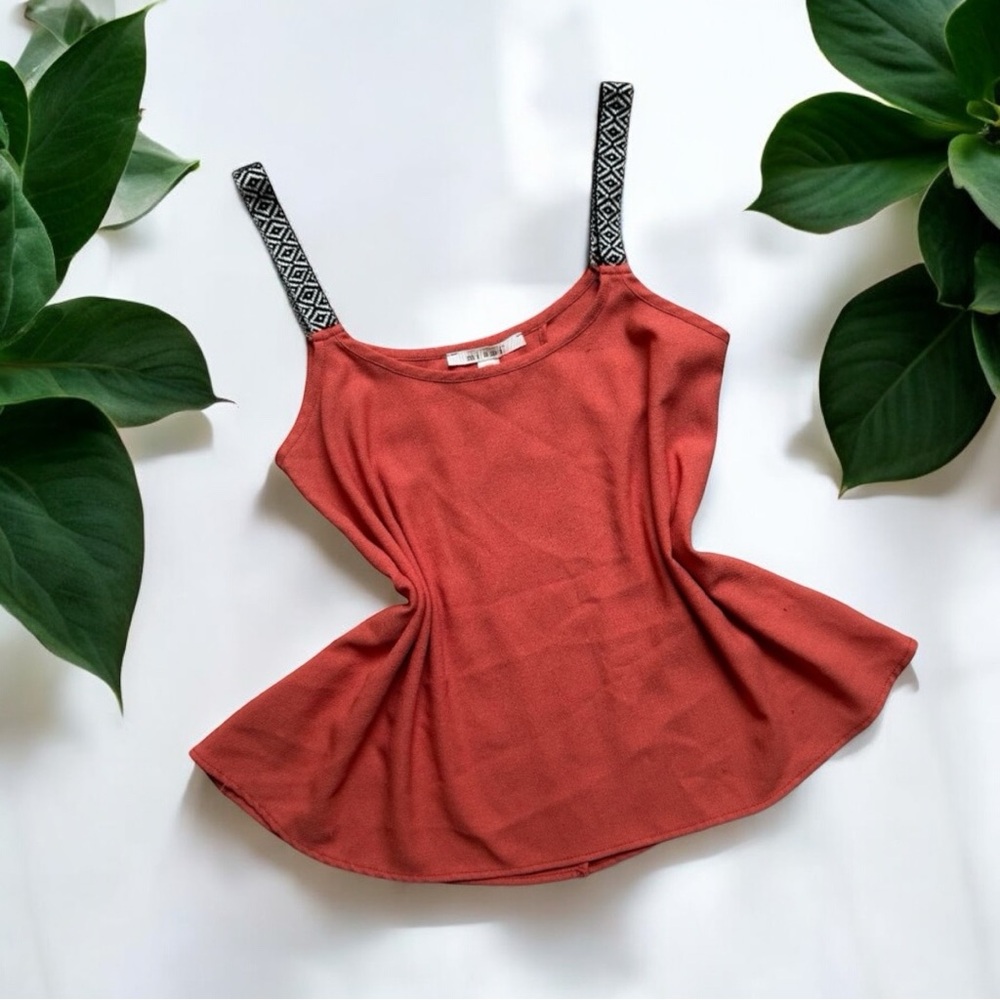✨ Francesca’s Miami Woven Strap Open Back Rust Orange Blouse